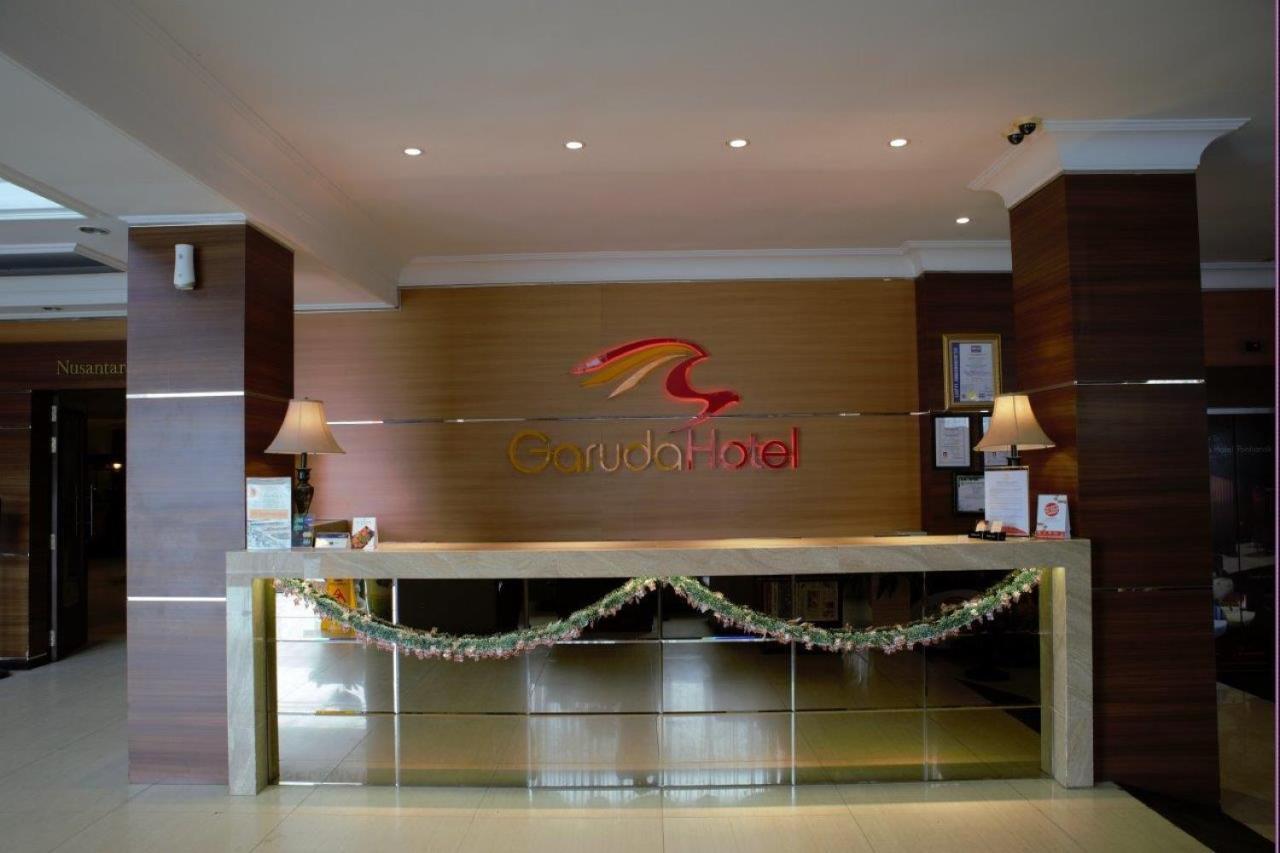 Garuda Hotel 폰티아낙 외부 사진