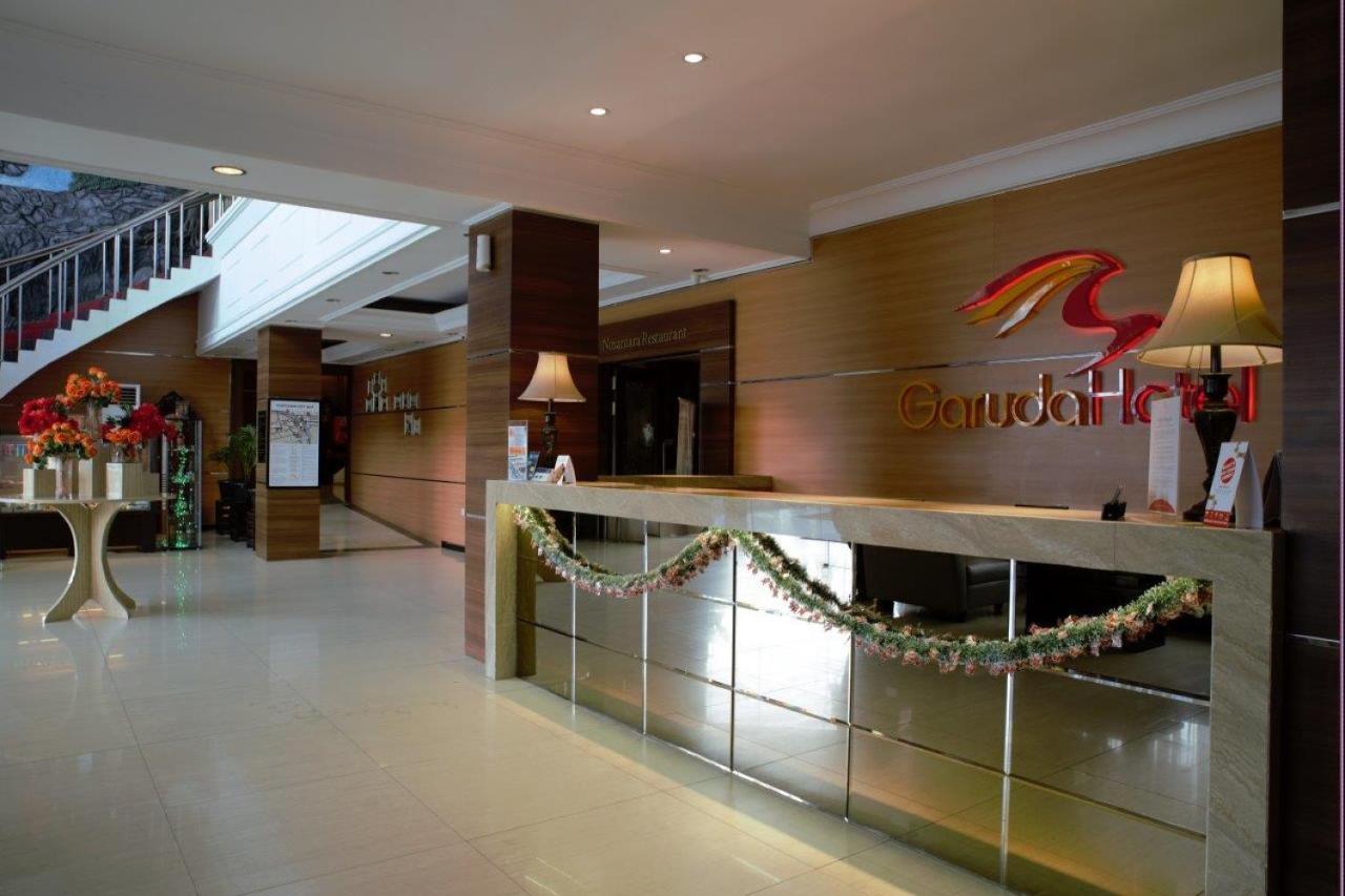 Garuda Hotel 폰티아낙 외부 사진